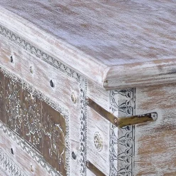 146 cm breite Truhe in Antikweiß mit Bronze - Abraham