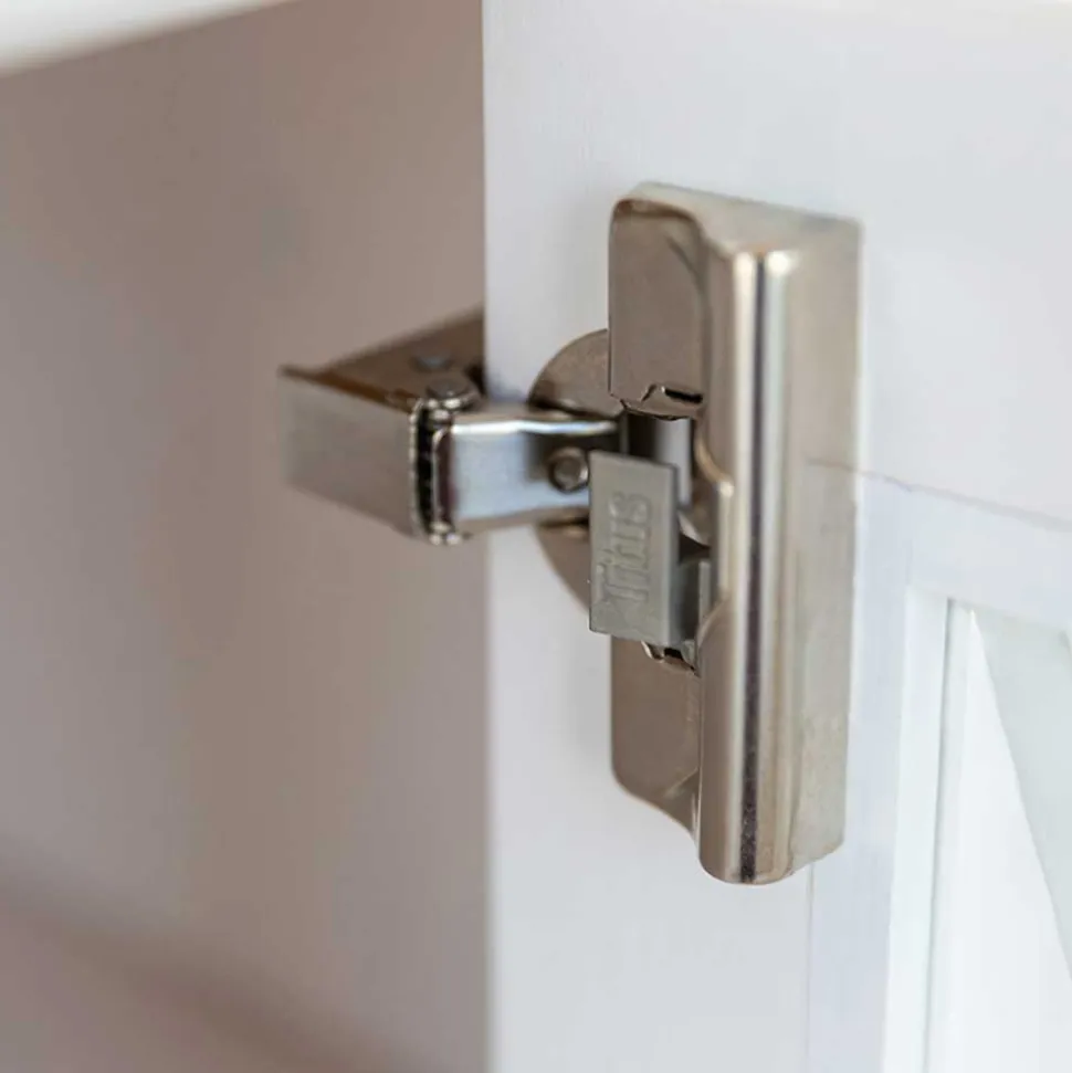 Anrichte in Weiß und Kiefer Natur - Saluts