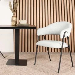 Armlehnenstuhl in Cremeweiß Boucle - Farmer (2er Set)