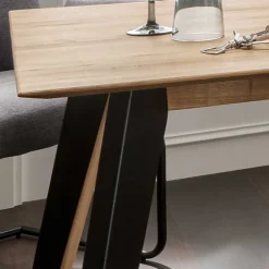 Asteiche Esstisch mit Schweizer Kante - Clenza