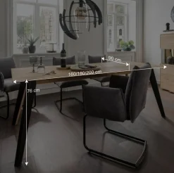 Asteiche Esstisch mit Schweizer Kante - Clenza