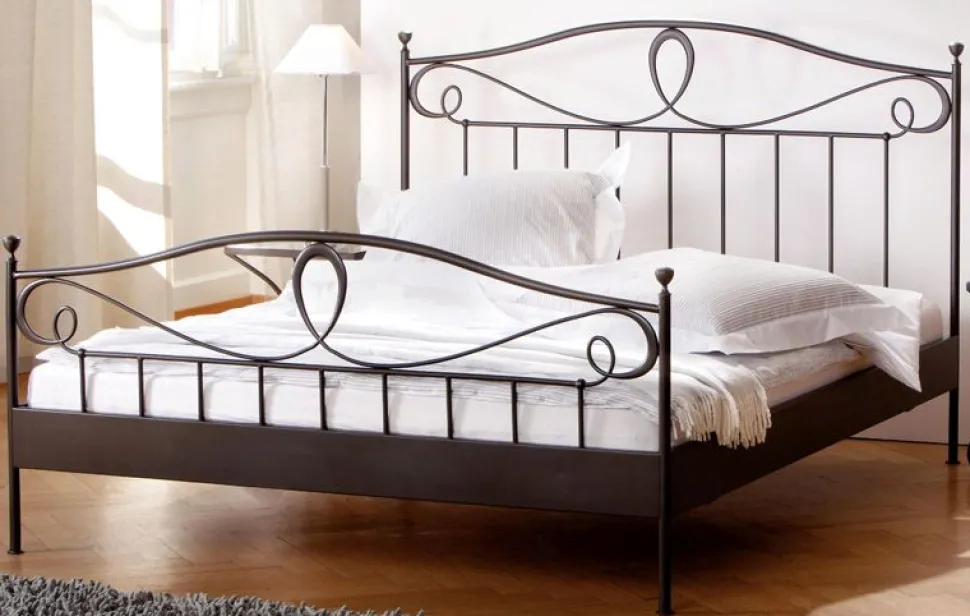 Bett Oscar aus Eisen