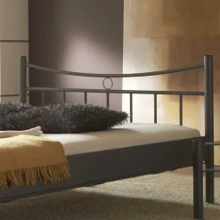 Bett Regina aus Metall