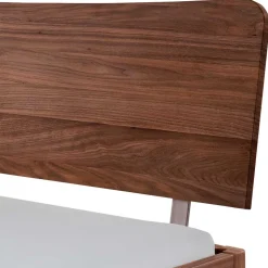 Bettgestell in 140x200 aus Nussbaum Massivholz - Vaslui