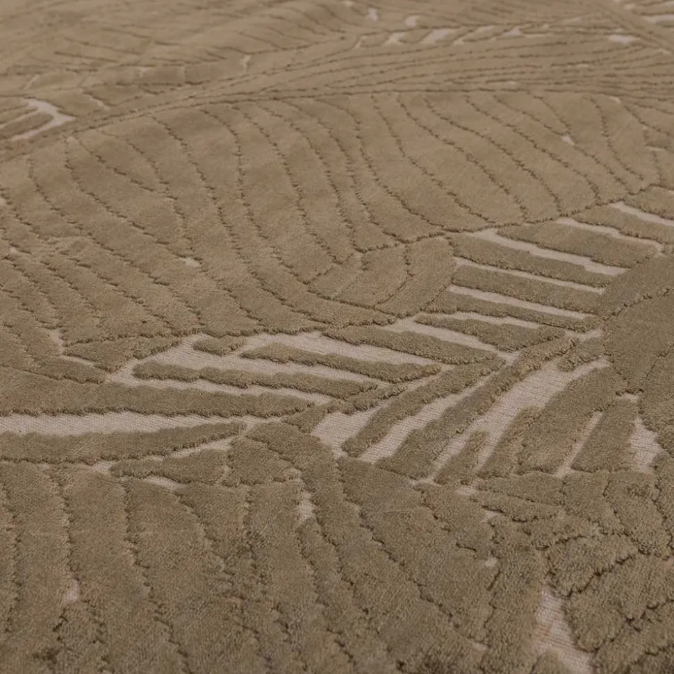 Brauner Teppich mit Blätter Muster - Ciarto