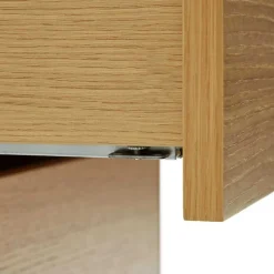 Breite Schubladen-Kommode in Eichefarben - Utperio