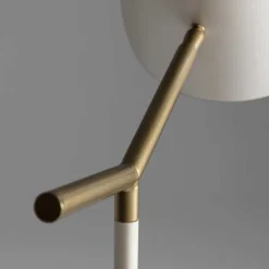 142cm hohe Stehleuchte aus Metall mehrfarbig - Mossin