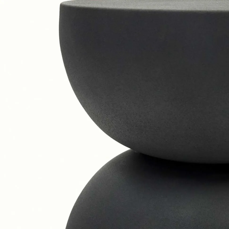 Designer Beistelltisch aus Metall - Borna