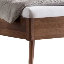 Doppelbett Gestell aus Nussbaum geölt - Carloletta