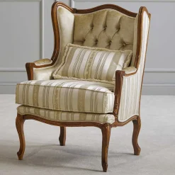 Edler Ohrensessel in Beige und Cremefarben - Hulmane