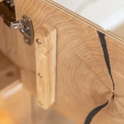 Eichenholz Vitrine mit Hirnholz Applikation - Deruta