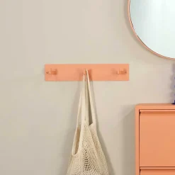 Einfache Garderobe mit 3 Kleiderhaken - Liseola