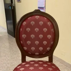 Eleganter Medaillonstuhl Rot Gold Magari & Nussbaum