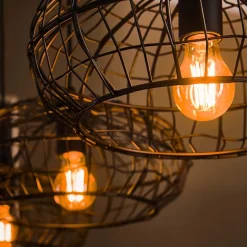 4-flammige Hängeleuchte mit Drahtschirmen - Pardial