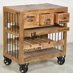 Flaschenkommode Indri auf Rollen