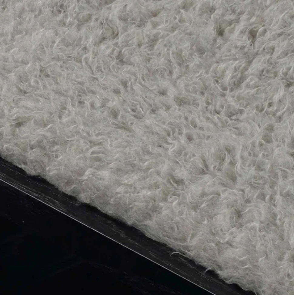 Garderobenbank Geskan in Schwarz