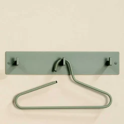Hängegarderobe aus graugrünem Stahl - Mecia