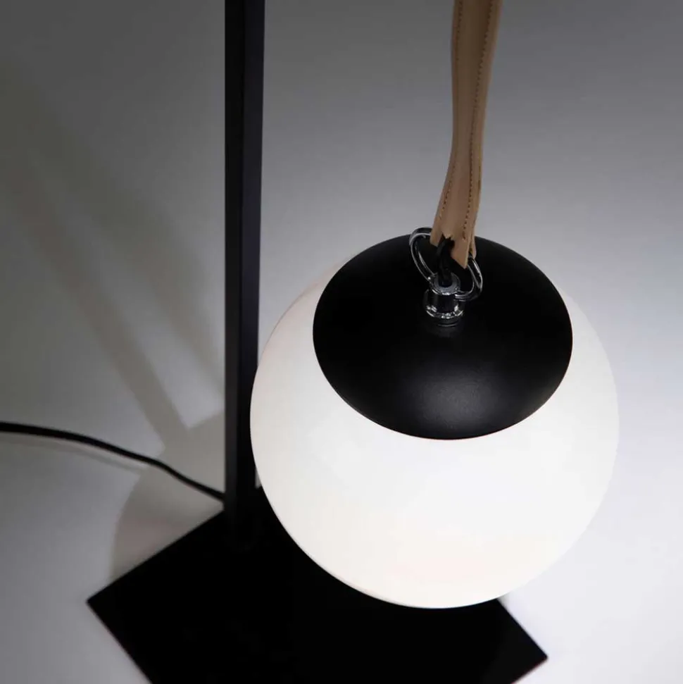 Hängende Tischlampe in Weiß Glas Kugelschirm - Nelson