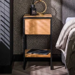 Industrial Nachttisch aus Akazie massiv - Vannah