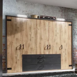 Industrial Schlafzimmerschrank mit fünf Türen - Bram