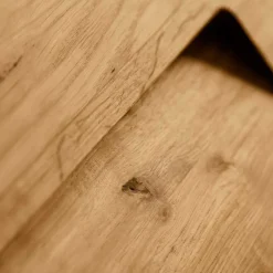 Industrial TV Board aus Wildeiche & Stahl - Mandirov