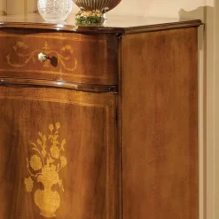 Italienische Kleinkommode im Barockstil Venerdina in Nussbaum Braun