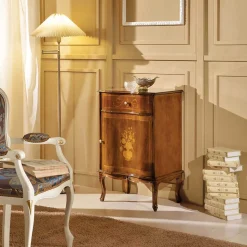 Italienische Kleinkommode im Barockstil Venerdina in Nussbaum Braun