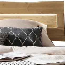 Kiefernholz Balkenbett mit LED Licht - Antina