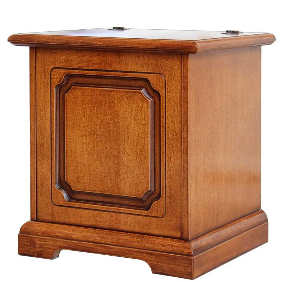 Klassische Holztruhe in Nussbaum - Kimms