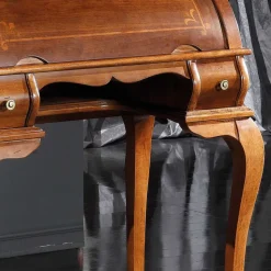 Klassischer Sekretär in Nussbaumfarben - Motiz