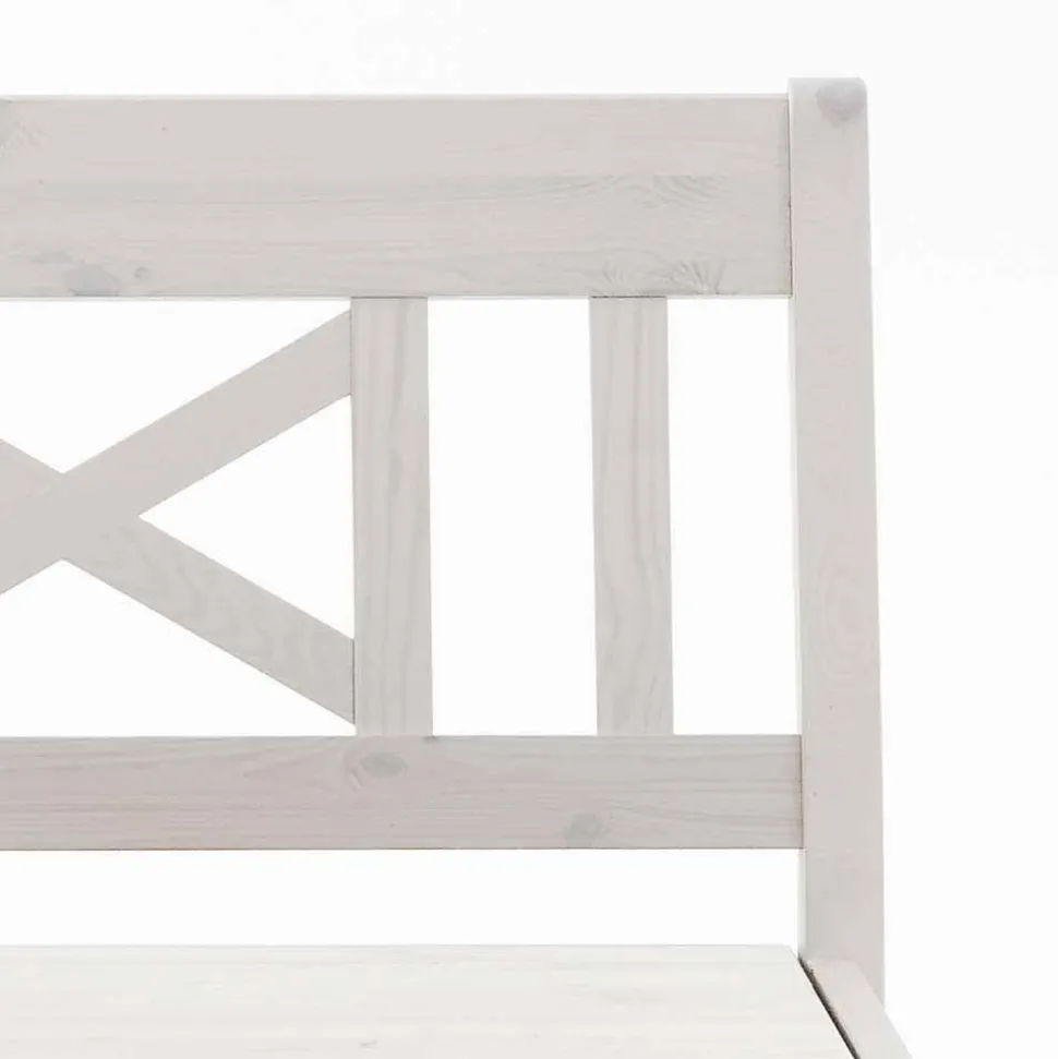 Kleine Landhaus Bank Onesti mit Truhe