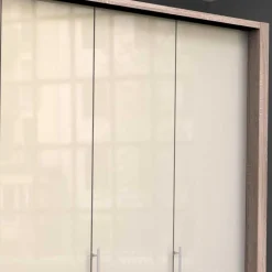 Kombi Kleiderschrank mit 2 breiten Abteilen - Rativian