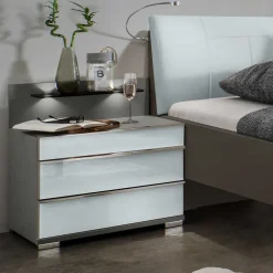 Komplettschlafzimmer mit LED Beleuchtung - Geraldine (vierteilig)