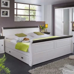 Landhaus Schlafzimmer Pisino aus Kiefer Massivholz (vierteilig)