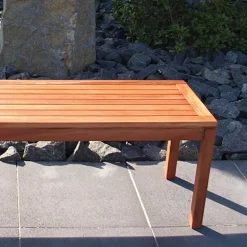 Massive Holzbank Vivian für Garten