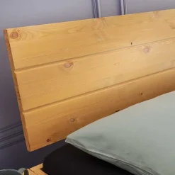 Massives Holzbett mit Kufengestell - Vorianca