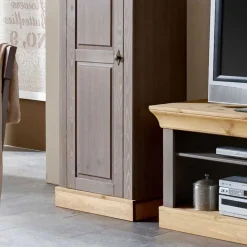 Massivholzschrank Cempino in Grau