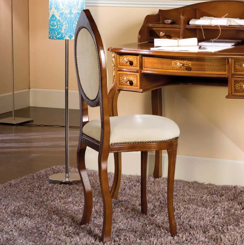 Medaillonstuhl in Creme & Nussbaum Natale aus Massivholz