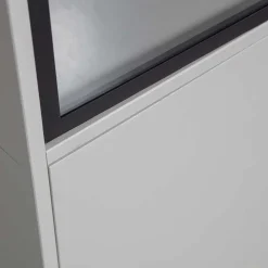 Moderne Vitrine in Hellgrau mit Schwarz - Giorno