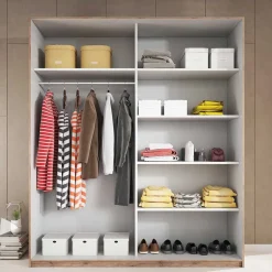 Moderner Schwebetürenschrank mit Metallgriffen - Ulpro