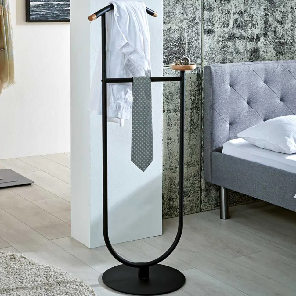 Moderner Skandi Herrendiener in Schwarz & Buche - Lucan