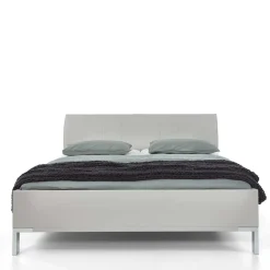Modernes Designbett in hellem Grau - Nucina