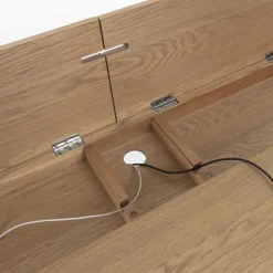 Naturfarbener Schreibtisch im Hygge Look - Calmaro