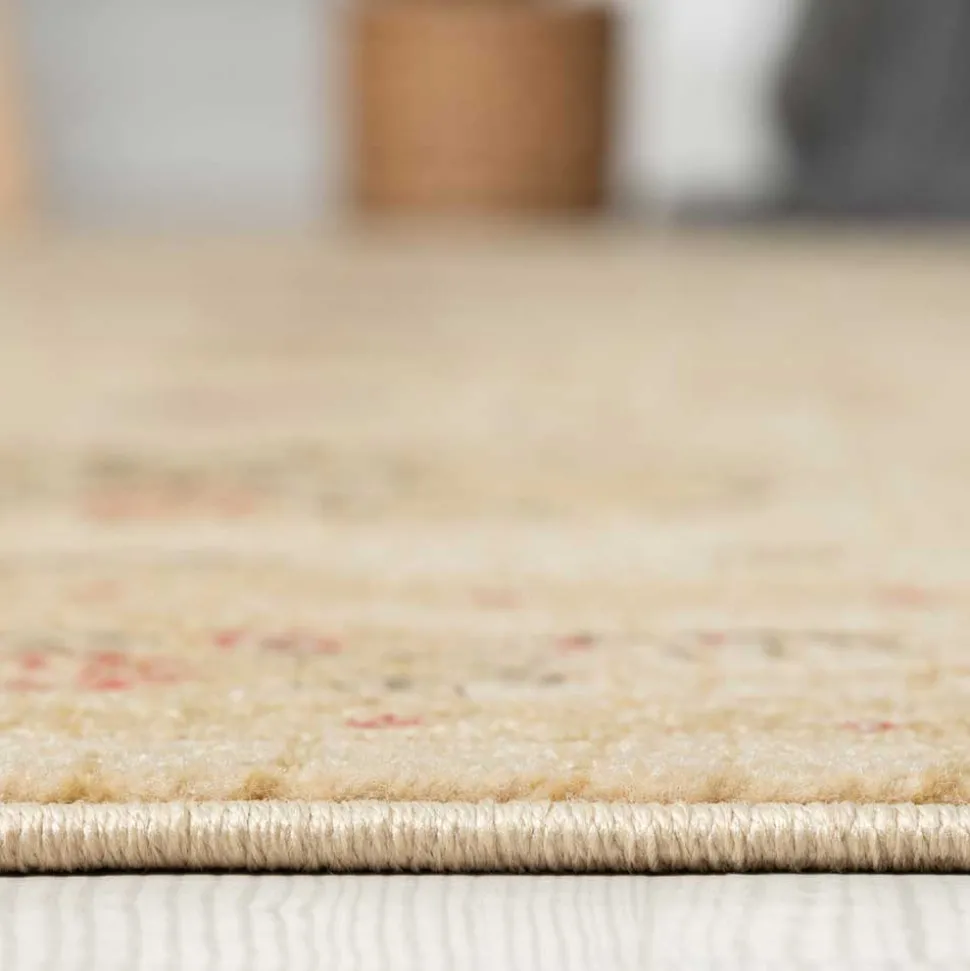 Orientalischer Teppich mit floralem Muster - Fenturam