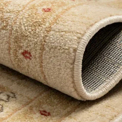 Orientalischer Teppich mit floralem Muster - Fenturam