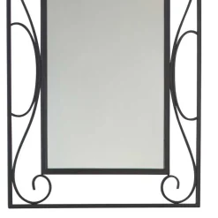 Romantischer Wandspiegel Bairika mit Metallrahmen verschnörkelt