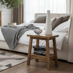 Rustikaler Nachttisch Lacuisia aus Wildeiche geölt