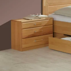 Schlafzimmer-Set Bordeaux aus Erle (vierteilig)