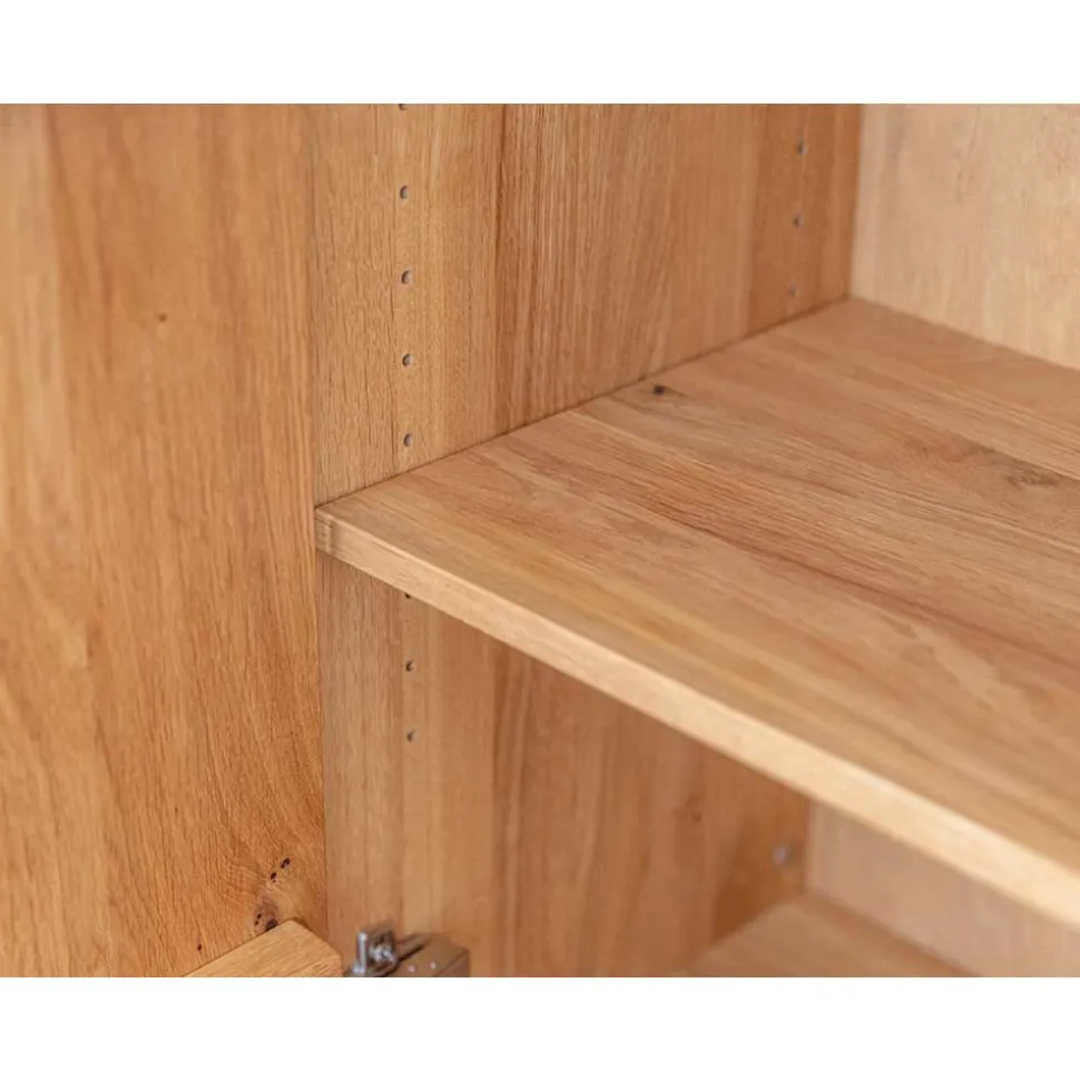 Schlanke Vitrine mit LED Beleuchtung - Cocondar