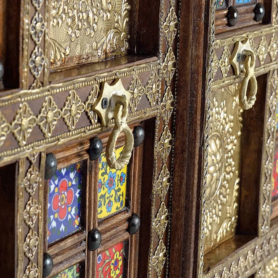 Schrank im Orient Design mit bunten Kacheln - Danascov